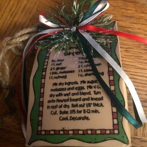 Mini Holiday Music Box.